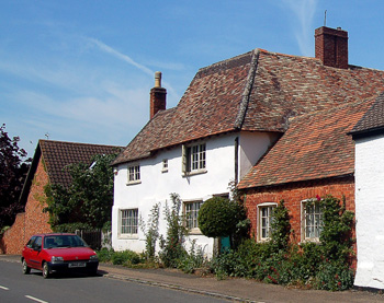Three Horseshoes Cottage May 2008